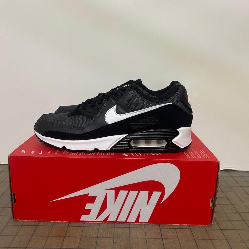 Nike Air Max 90 ‘Black White’